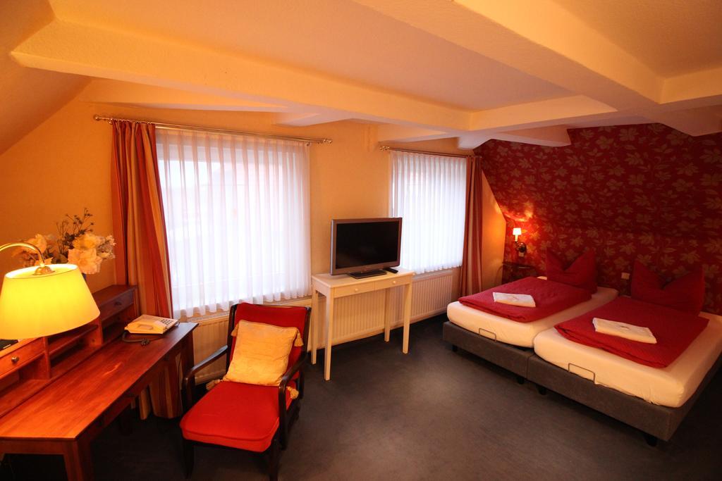 Hotel Garni Zur Linde Гітцакер Екстер'єр фото